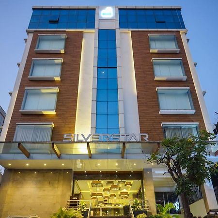 Myspace Hotels Silverstar Bangalore Bagian luar foto