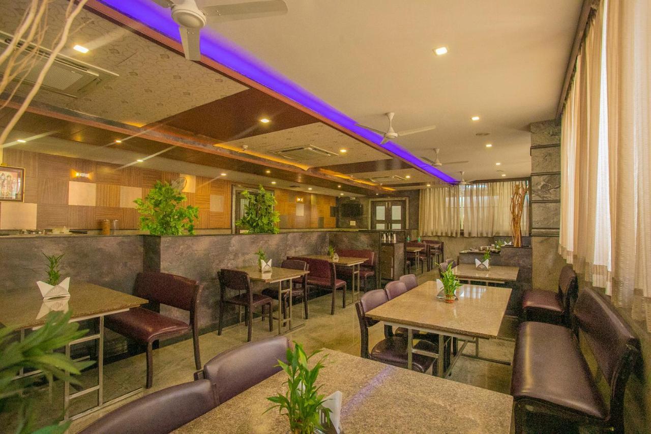 Myspace Hotels Silverstar Bangalore Bagian luar foto