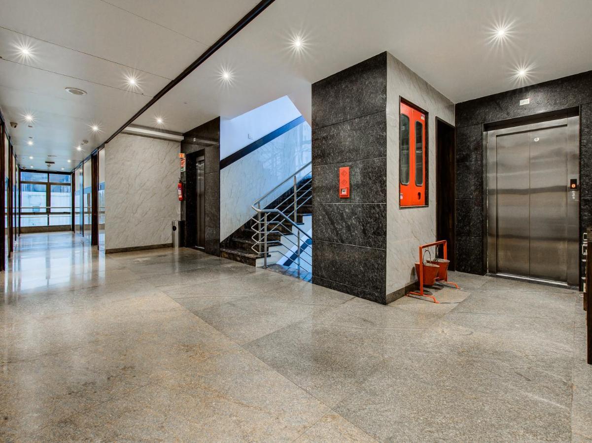 Myspace Hotels Silverstar Bangalore Bagian luar foto