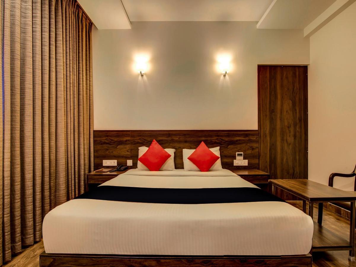 Myspace Hotels Silverstar Bangalore Bagian luar foto